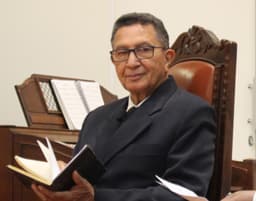 Pr. Ananias